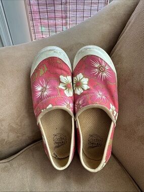 Dansk Pink Floral Canvas Slip-Ons